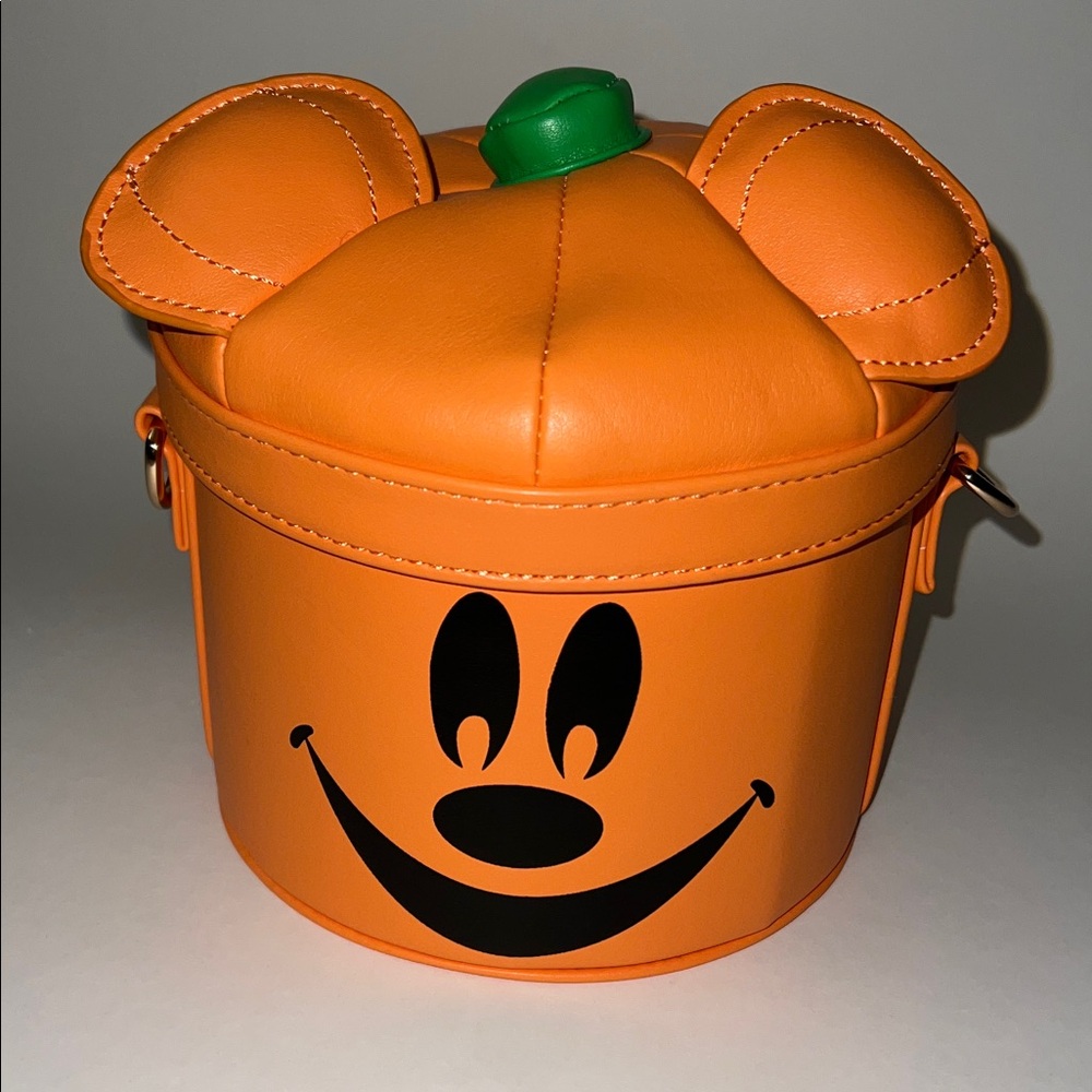 Cakeworthy Disney Mickey Mouse Pumpkin Bag